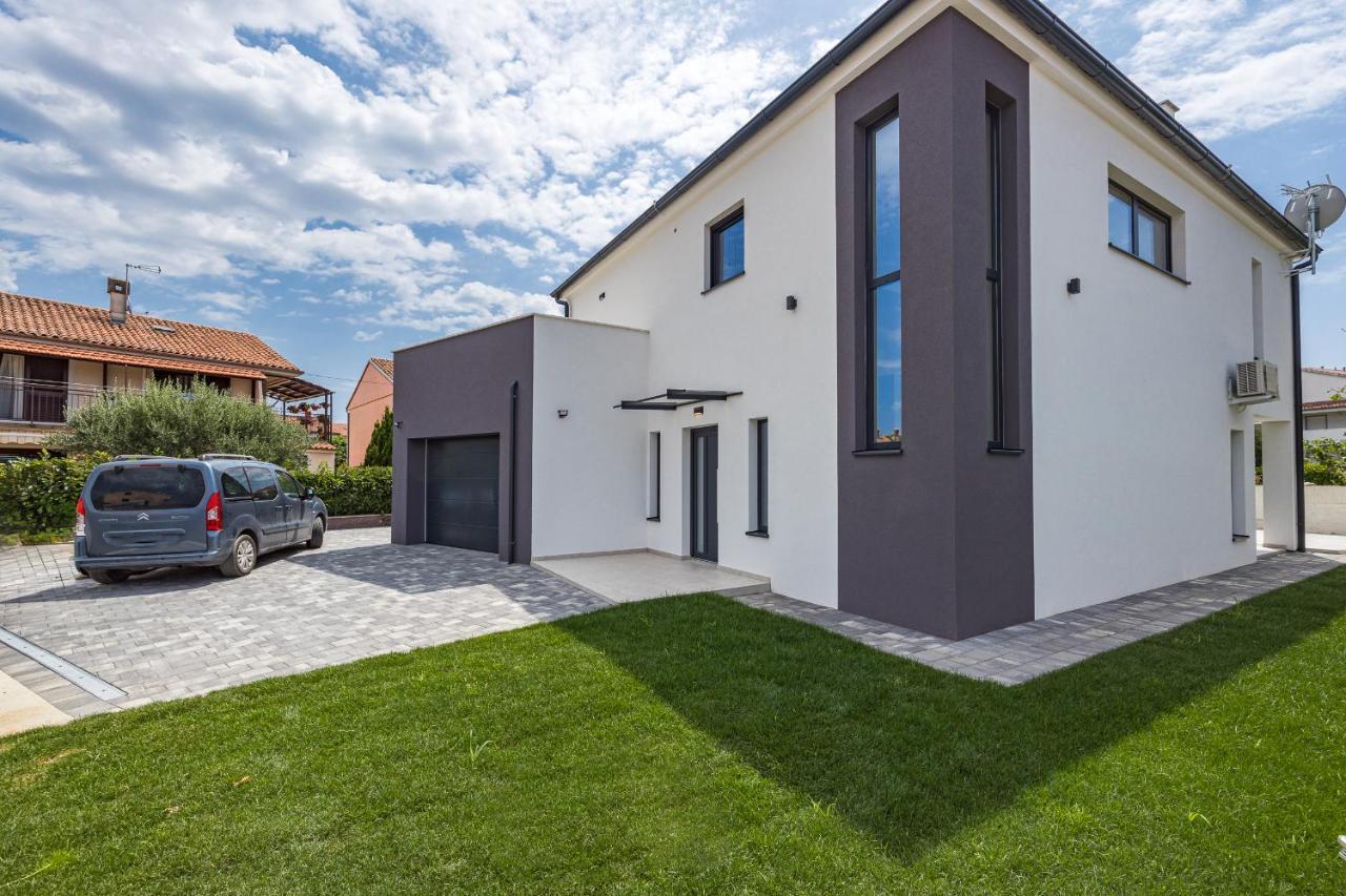 Villa Seaside Bamboo - *