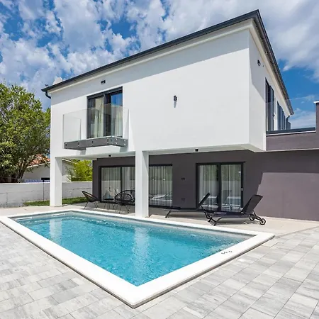 Seaside Villa Bamboo - Fazana Exterior photo