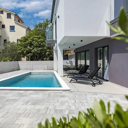 Seaside Villa Bamboo - Fazana Exterior photo
