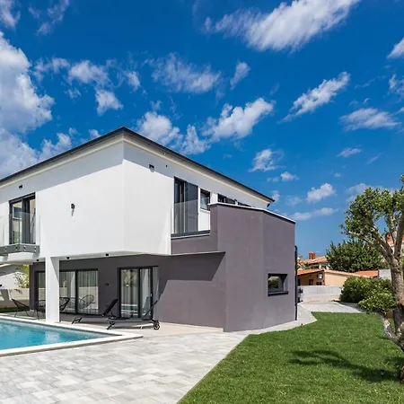 Seaside Villa Bamboo - Fazana Exterior photo